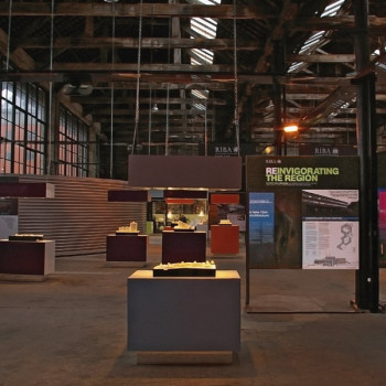 something-concrete-and-modern-exhibition