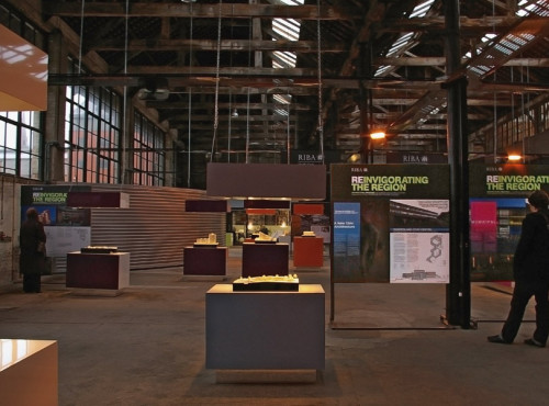 something-concrete-and-modern-exhibition